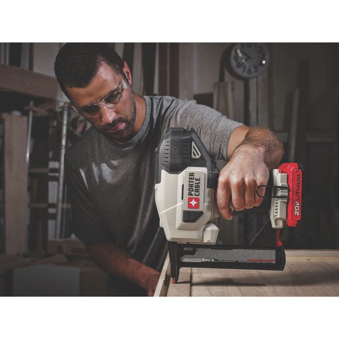 Porter-Cable PCC790B 20-Volt 18-Guage MAX Lithium-Ion Brad Nailer - Bare Tool - Image 1