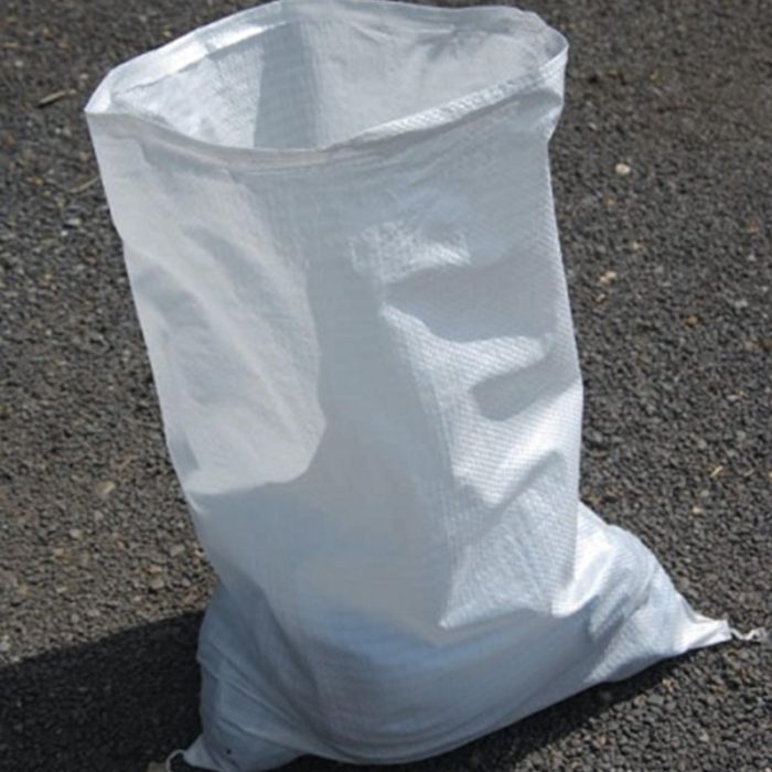 Leach's Woven Polypropylene Sacks 450 x 600mm - 100 Pack - Image 1