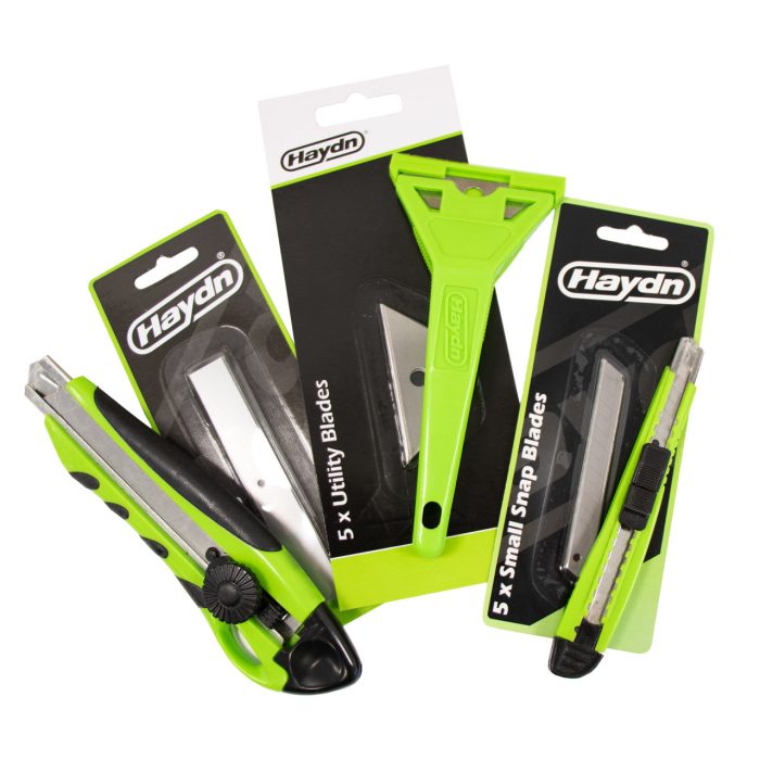 Knife And Replacement Blade Basic Pack - Image 1
